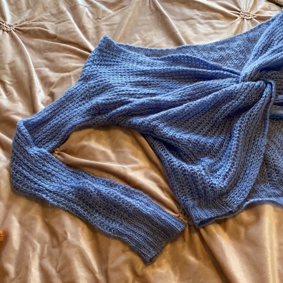 Wrap crop sweater - Picture 3 of 4